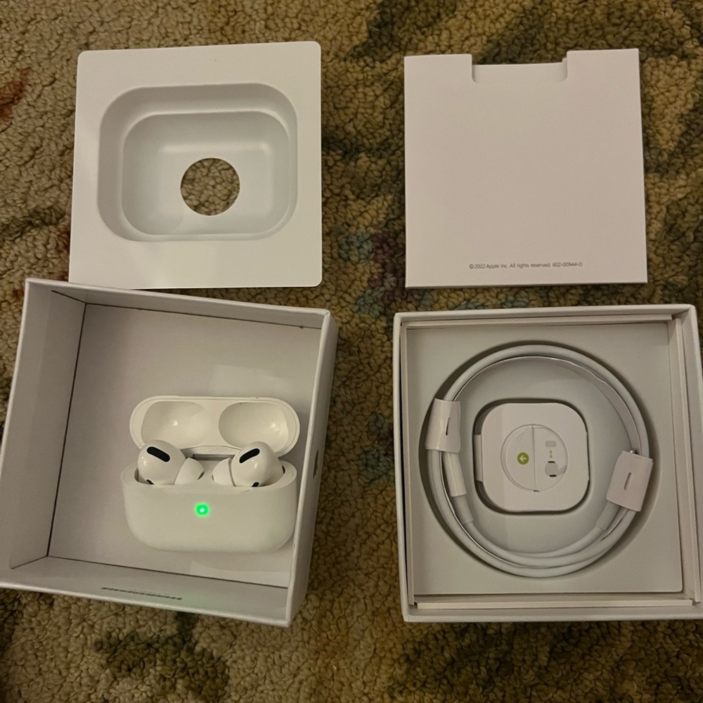 Apple air pod pros